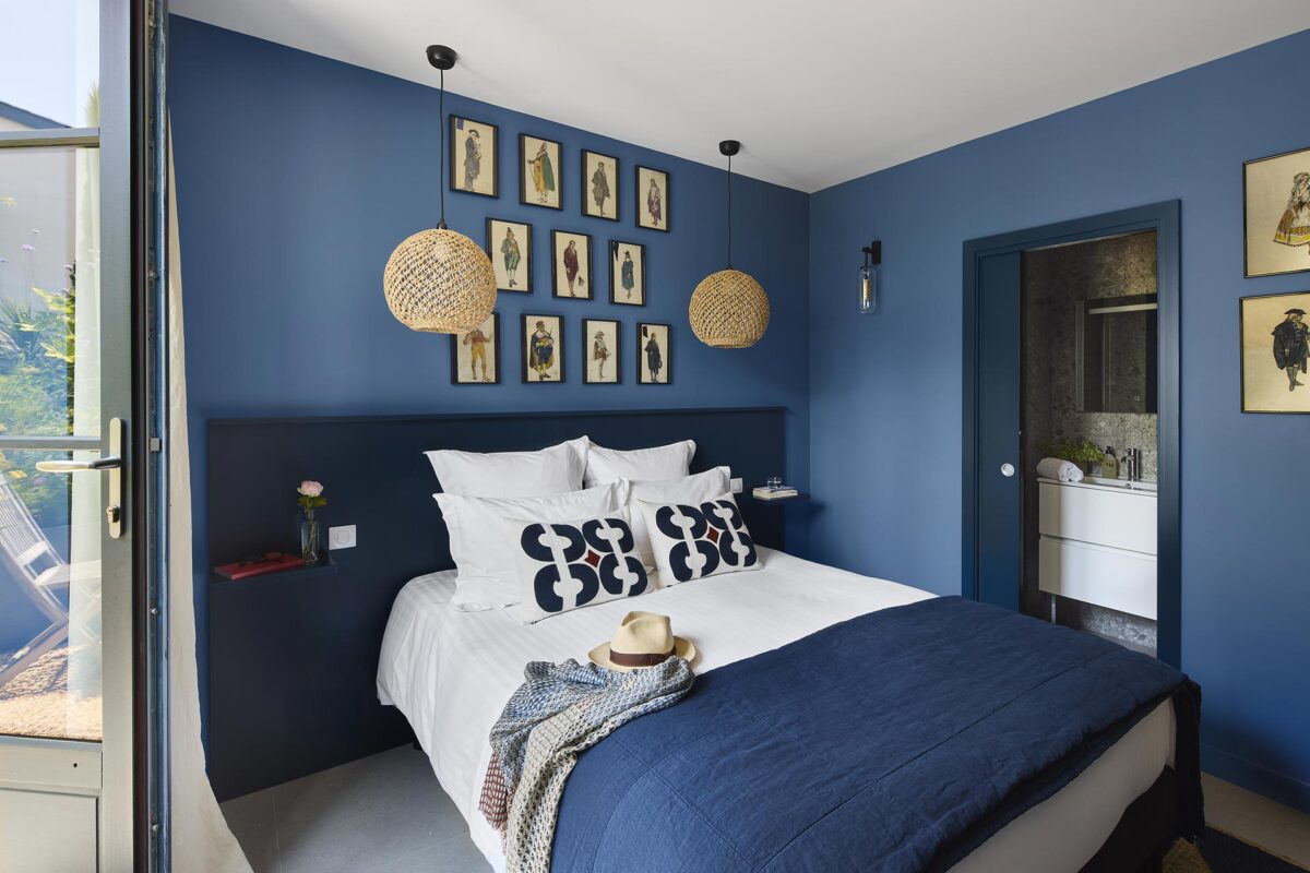 chambre saint goustan à la maison d'hôtes au croisic la baule guérande - lit double queen size